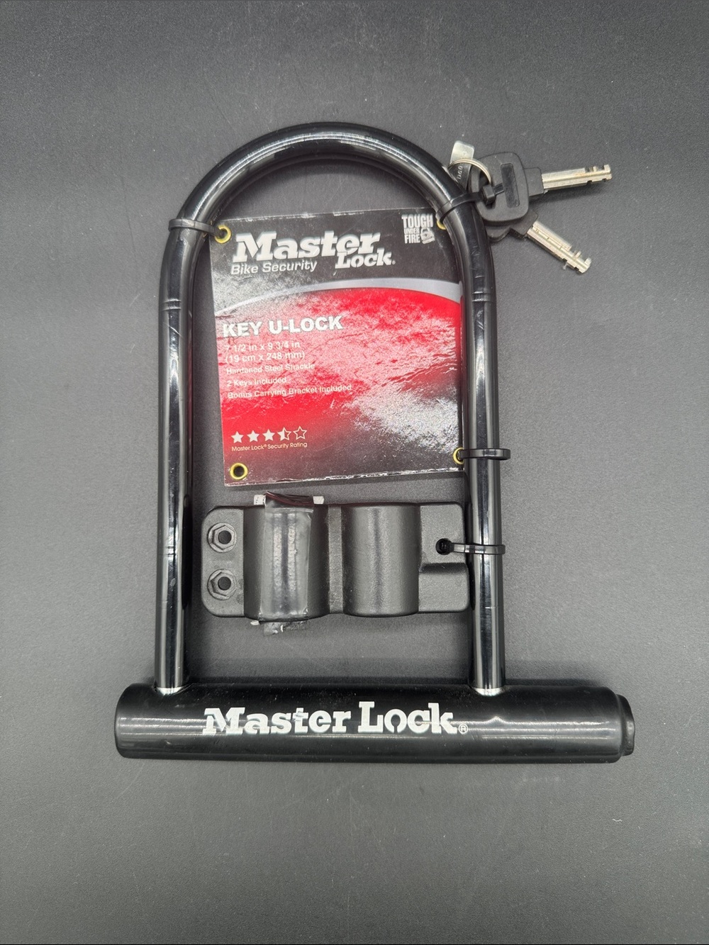 Master Lock Bike Security Key U-Lock 7 1/2x9 3/4 2 Keys & Carrying Bracket New
